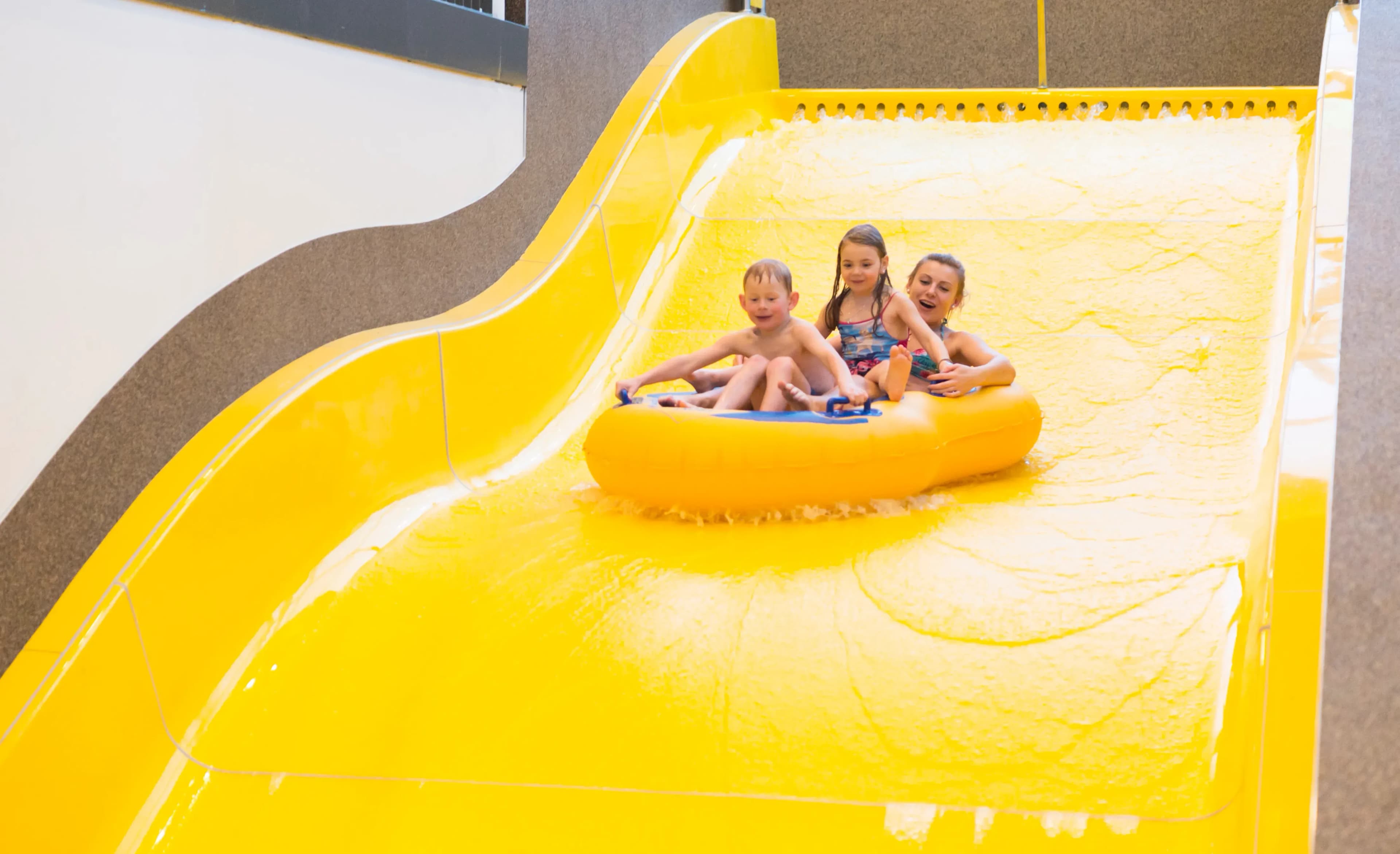 Kinderhotel mit Aqua-Fun-Bereich – grenzenloser Wasserspaß in Bayern